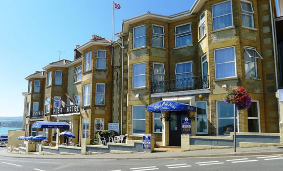 Royal Pier Hotel