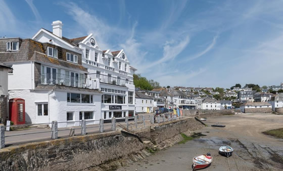 Ship and Castle Hotel, St Maws